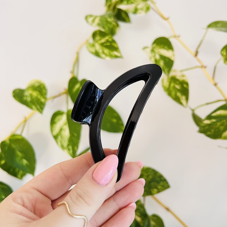 klamra-do-wlosow-czarna-klasyczna-mocna (1).JPG