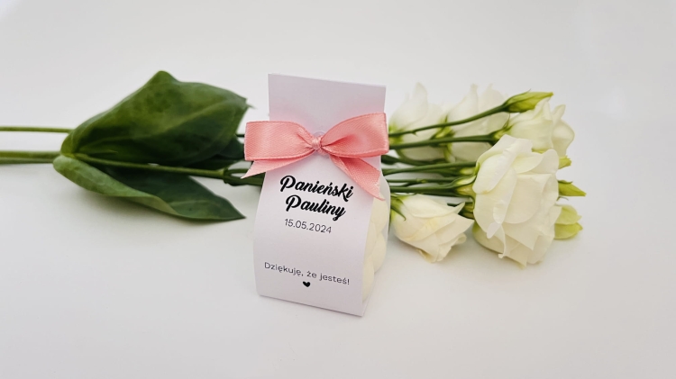 podziekowanie-na-wieczor-panienski-swieca-bubble-sojowa-piekny--maly-prezent-mini-upominek-slub-wesele (1).JPG