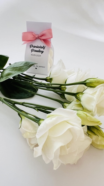 podziekowanie-na-wieczor-panienski-swieca-bubble-sojowa-piekny--maly-prezent-mini-upominek-slub-wesele (10).JPG