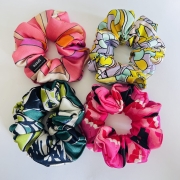 gumka-jedwabna-ze-wzorem-wzorzysta-na-lato-scrunchie-omo-gladkie-wlosy-piekne-wlosomaniaczka (9).JPG