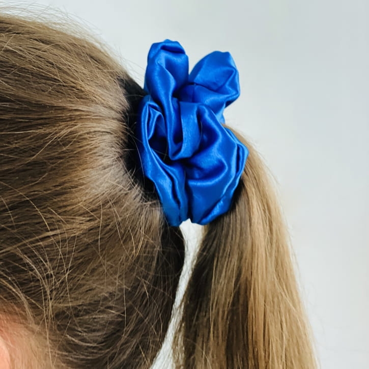 gumka-do-wlosow-scrunchie-satynowe-jedwabne-nandi-concept-store-chabrowa
