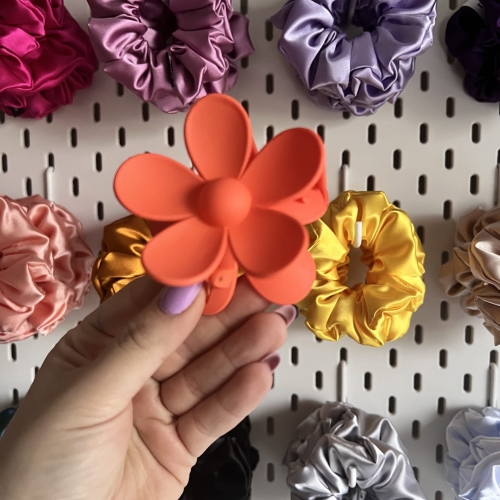 klamra-do-wlosow-bloom-kwiatek-spinka (3).JPG