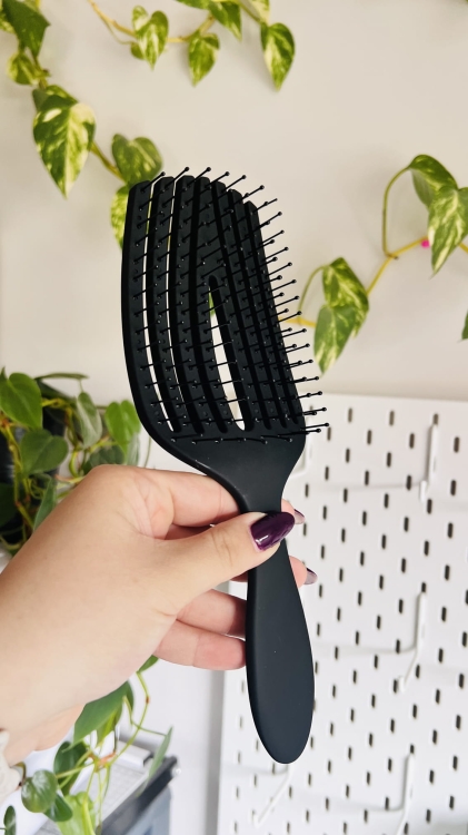 szczotka-do-wlosow-paddle-brush-czarna-duza-wlosomaniaczka-jaka-szczotka-najlepsza (5).JPG