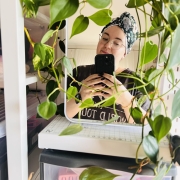 jak-suszyc-wlosy-turban-z-bambusa-wiskozowy-naturalna-tkanina-z-guzikiem-omo-swiadoma-pielegnacja (2).jpg