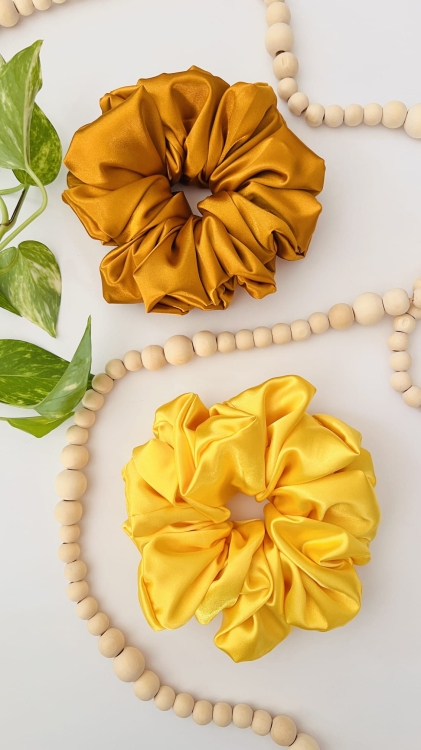 gumka-scrunchie-maxi-xxl-satynowa-nandi-concept-store (1).JPG