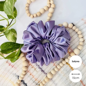 Satynowa gumka do włosów scrunchie XXL Lila