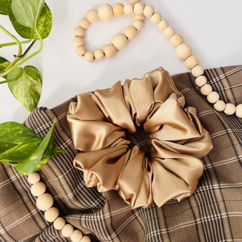 zlota-gumka-do-wlosow-scrunchies-xxl-duze-efekt-wow-mega (1).JPG