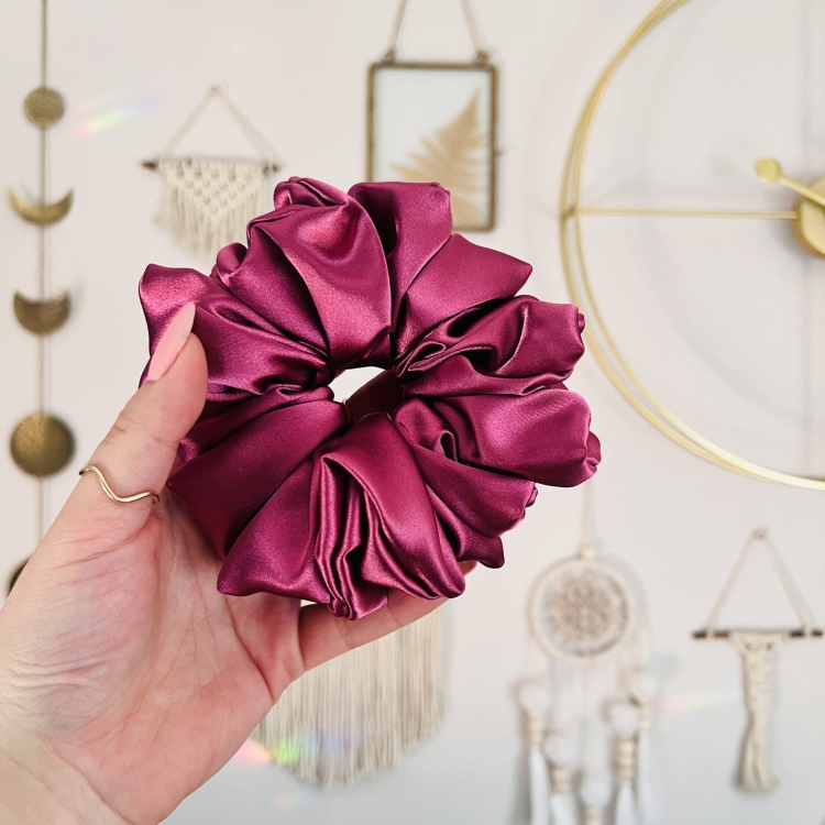 jagodowa-fioletowa-gumka-scrunchie-do-wlosow-kazdy-rodzaj-xxl-maxi (4).JPG