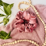 xxl-scrunchie-polska-nandi-gumka-do-wlosow-satynowa-maxi-rozmiar (1).JPG