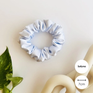 Satynowa gumka do włosów scrunchie MINI Biała
