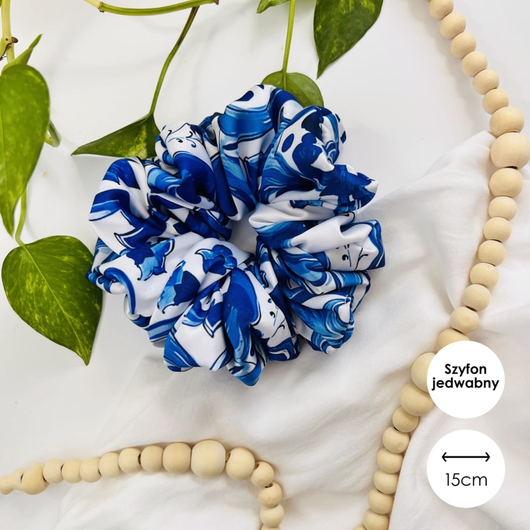 jedwabna-gumka-do-wlosow-niebieska (2).jpg
