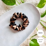 Satynowa gumka do włosów scrunchie MINI Panterka