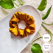gumka-scrunchie-miodowa-zlota-neutralna-satynowa-jedwabna-nandi (1).jpg