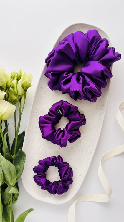 jedwabna-gumka-scrunchie-rozne-rozmiary-kolory-do-wlosow-wlosomaniaczka-swiadoma-pielegnacja-wlosow (5).JPG