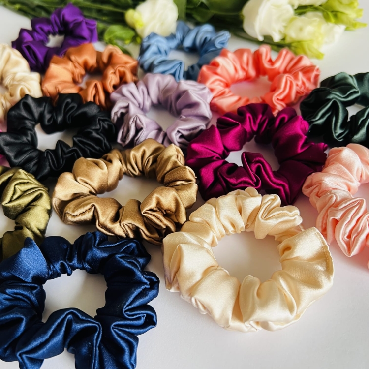 zdjecie-zbiorcze-gumki-jedwabne-scrunchie-do-wlosow-nandi-concept-store (8).JPG
