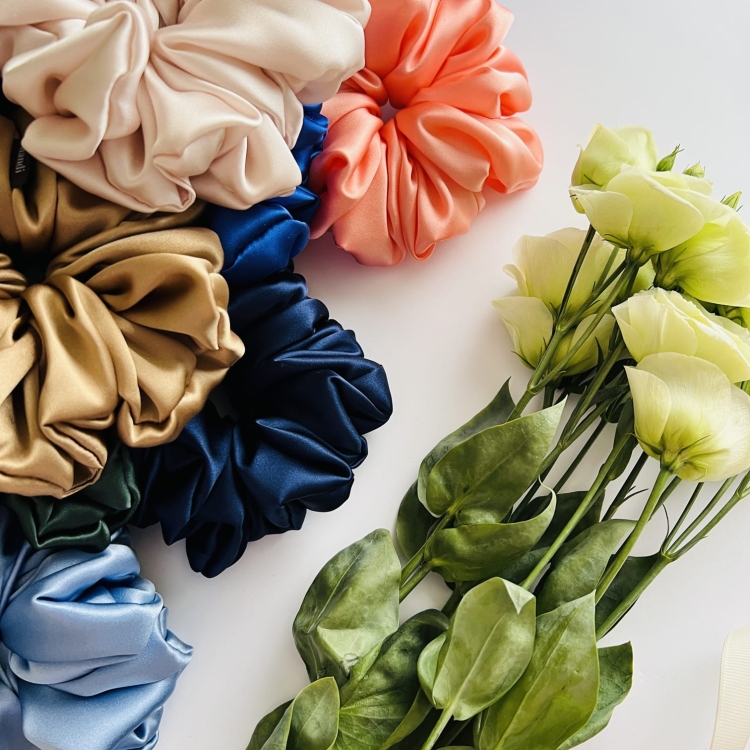 jedwabna-gumka-do-wlosow-jedyna-najlepsza-kolory-rozne-do-wyboru-tanio-jedwab-naturalny-z-wloch-nandi (7).JPG