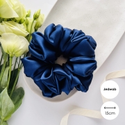 gumka-do-wlosow-z-jedwabiu-jedwabna-scrunchie-dlawlosomaniaczki-wlosing-swiadoma-pielegnacja-wlosow (8).jpg