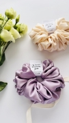 podziekowania-upominki-wieczor-panienski-personalizowane-gumki-scrunchie-xxl-duze-najlepsze-bride-to-be (3).JPG