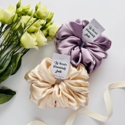 podziekowania-upominki-wieczor-panienski-personalizowane-gumki-scrunchie-xxl-duze-najlepsze-bride-to-be (6).JPG