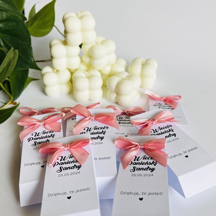 podziekowania-upominki-baby-shower-wieczor-panienski-slub-personalizacja-swieca-bubble-sojowa (2).JPG