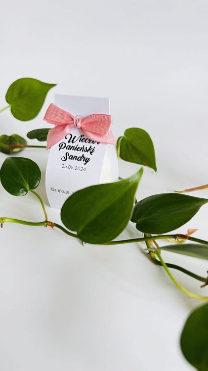 podziekowania-upominki-baby-shower-wieczor-panienski-slub-personalizacja-swieca-bubble-sojowa (5).JPG